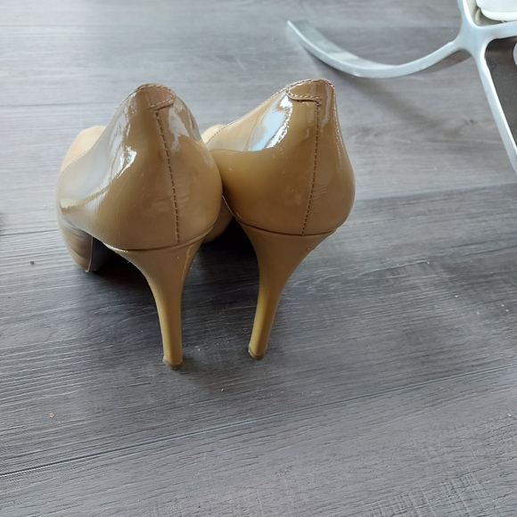 Steve Madden Heels 👠🛍 - Picture 5 of 7